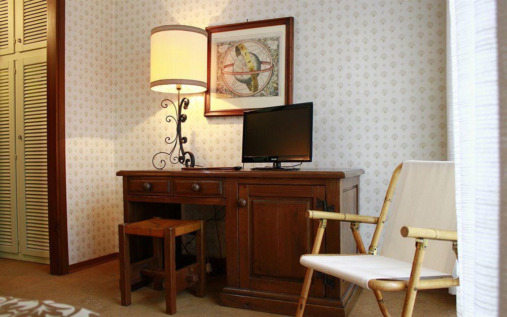 Hotel Antares アローナ エクステリア 写真