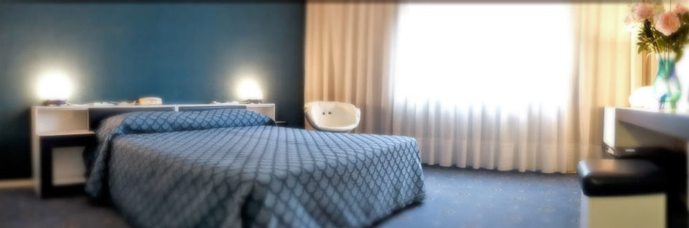 Hotel Antares アローナ エクステリア 写真