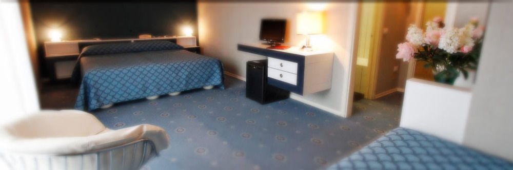 Hotel Antares アローナ エクステリア 写真